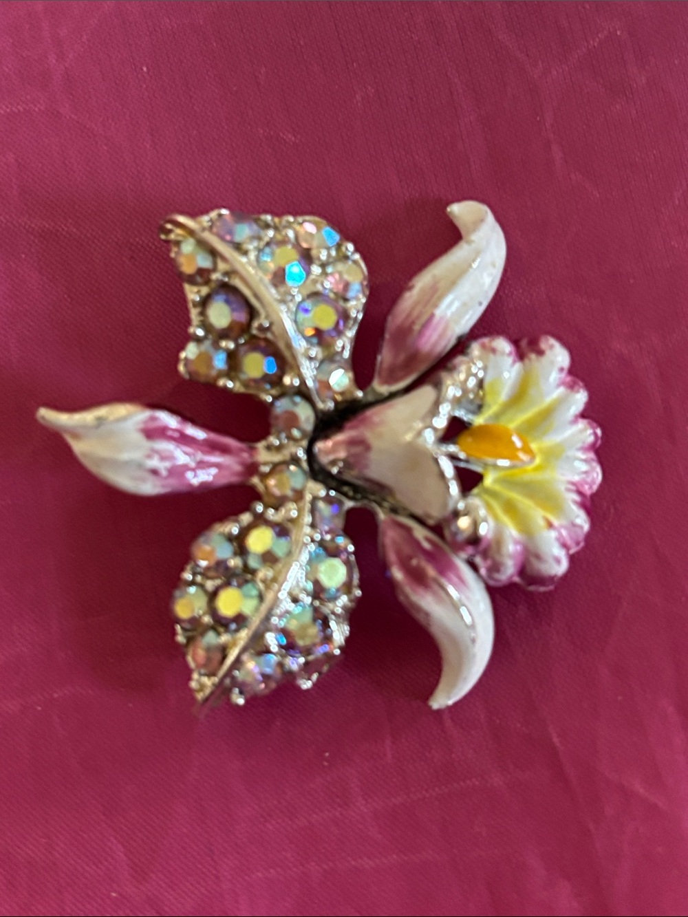Vintage Iris & Rhinestone Pin - Picture 4 of 9